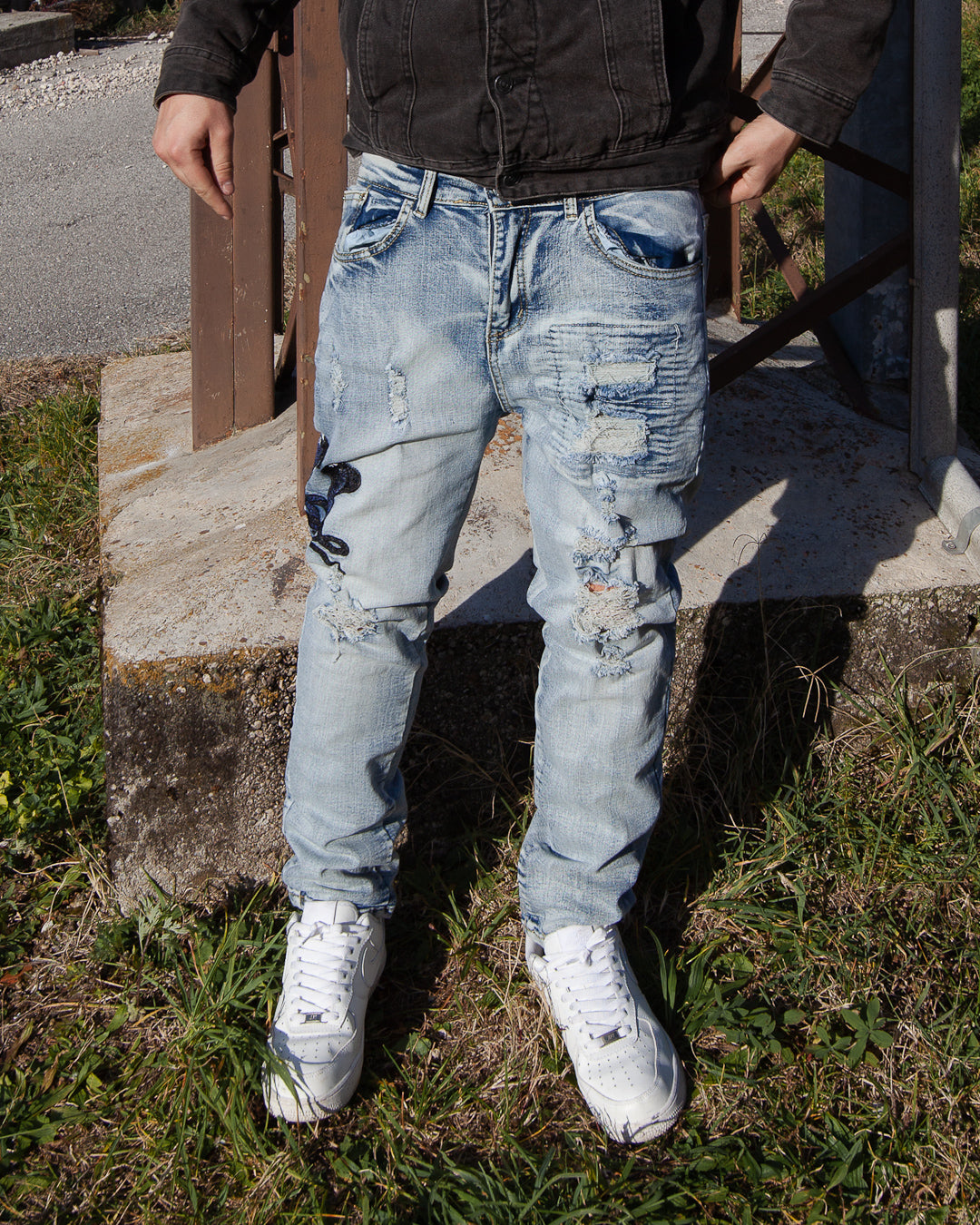 BLACK SNAKE SLIM JEANS