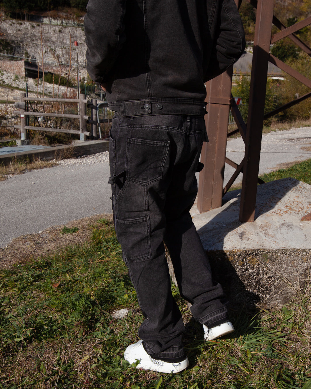 OBSIDIAN BLACK FLARE JEANS