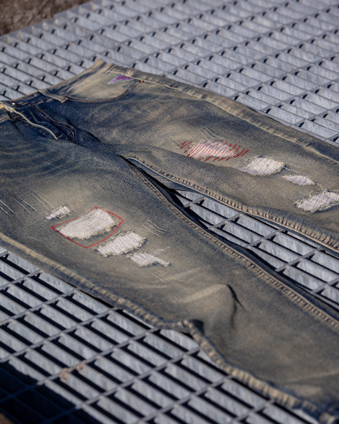 RETRO MILITARY SLIM JEANS