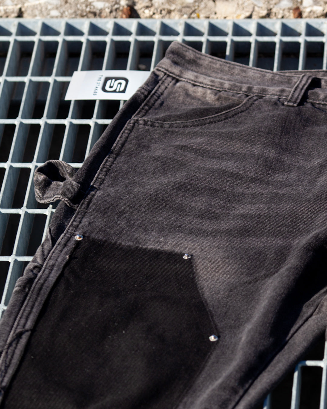 OBSIDIAN BLACK FLARE JEANS