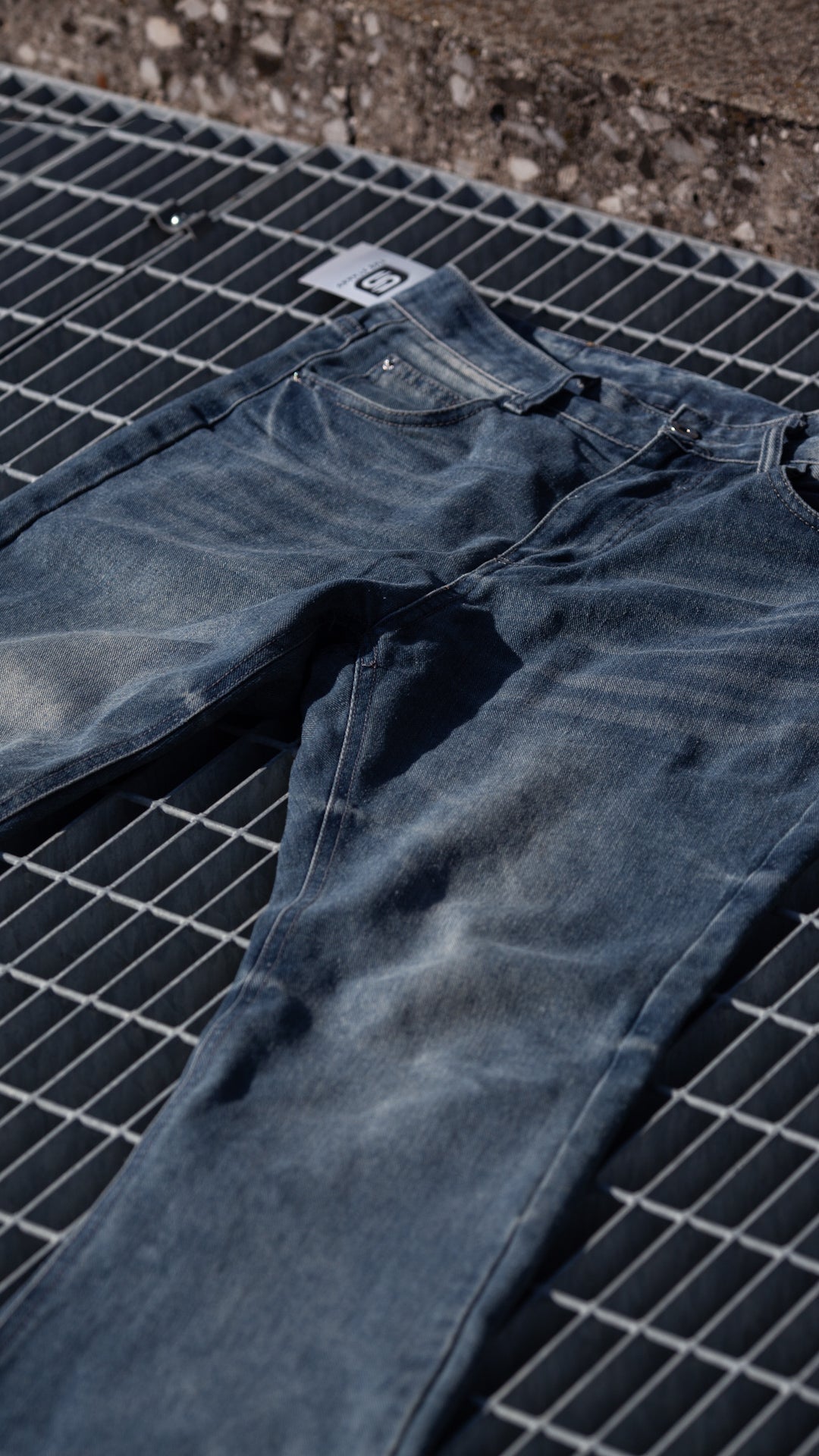 DRIFT MOTION FLARE JEANS